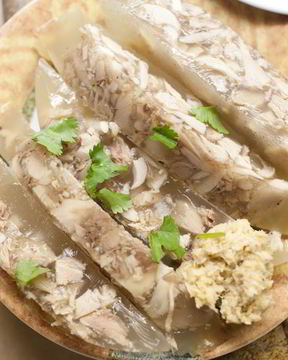 Заливное из курицы в мультиварке