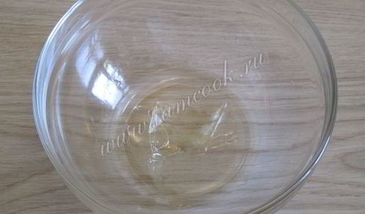 заливной язык с горошком