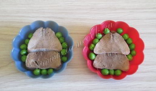 заливной язык с горошком