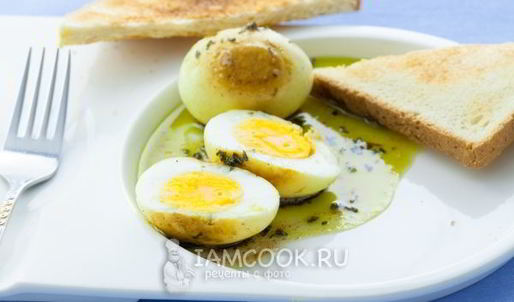 жаренные с травами вареные яйца