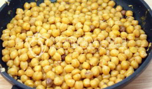 жареный нут с зеленью