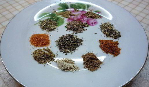 куриный жюльен с грибами и специями