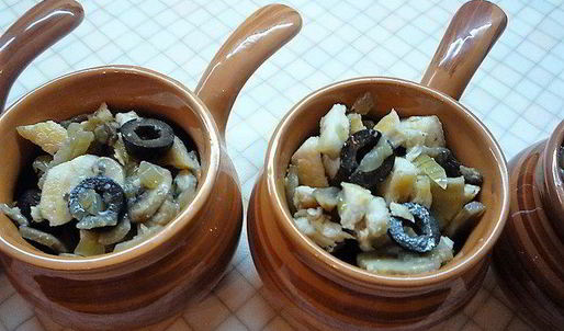 куриный жюльен с грибами и специями