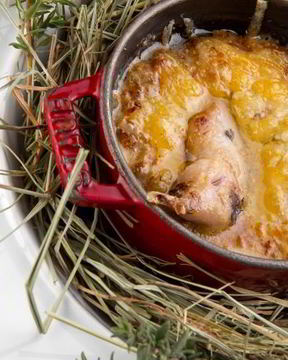 Жульен из белых грибов с перепелкой