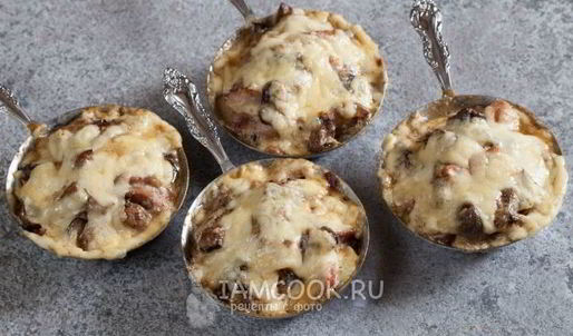 жульен с курицей, грибами и сметаной