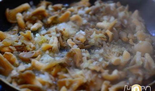 жульен с вешенками и баклажанами