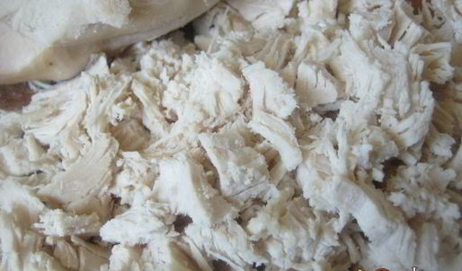 жюльен с курицей и грибами в булочке